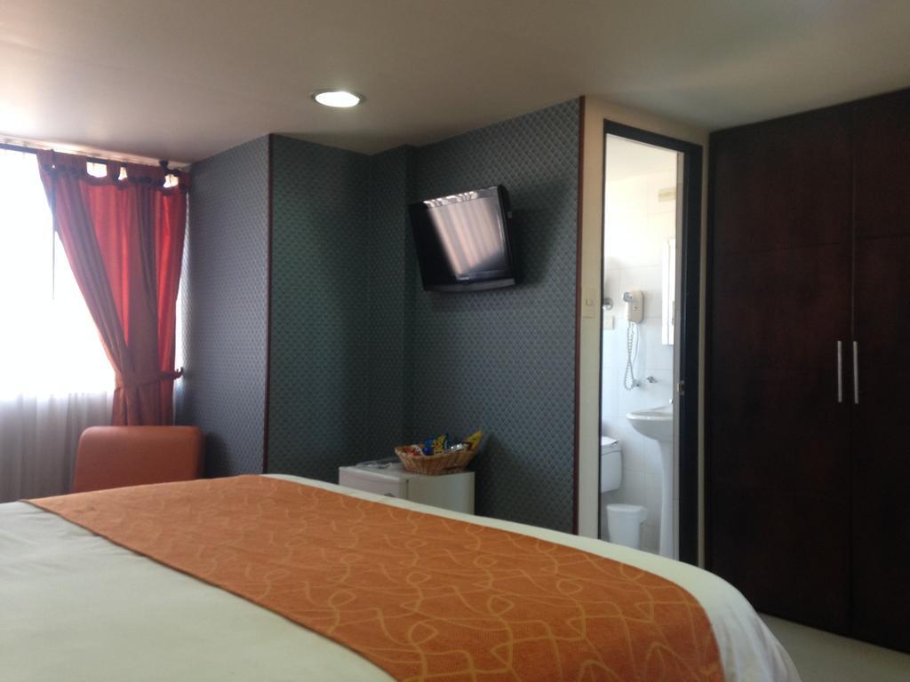 טונחה Hotel Plaza Muisca מראה חיצוני תמונה