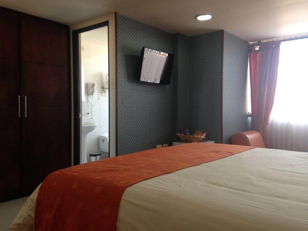 טונחה Hotel Plaza Muisca מראה חיצוני תמונה